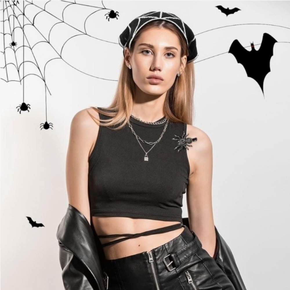 NWT Piper K Crochet Spider Web Halloween Head Bandana - Picture 5 of 6